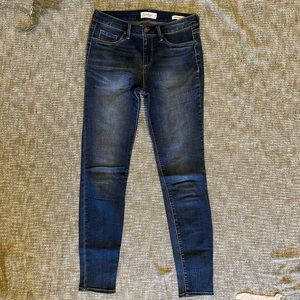 *SOLD* jessica simpson skinny jeans